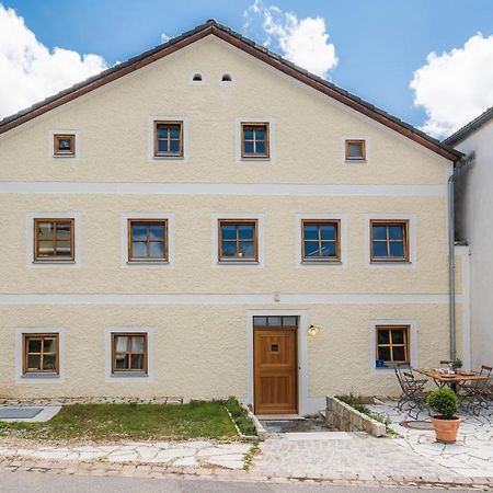 Historische Wohnung Mit Gehobenem Ambiente Walting المظهر الخارجي الصورة